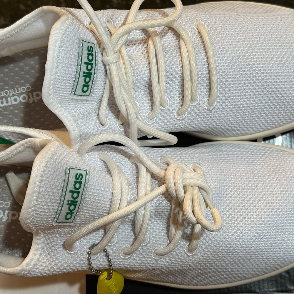 Adidas Tennis Court Adapt size 10.5